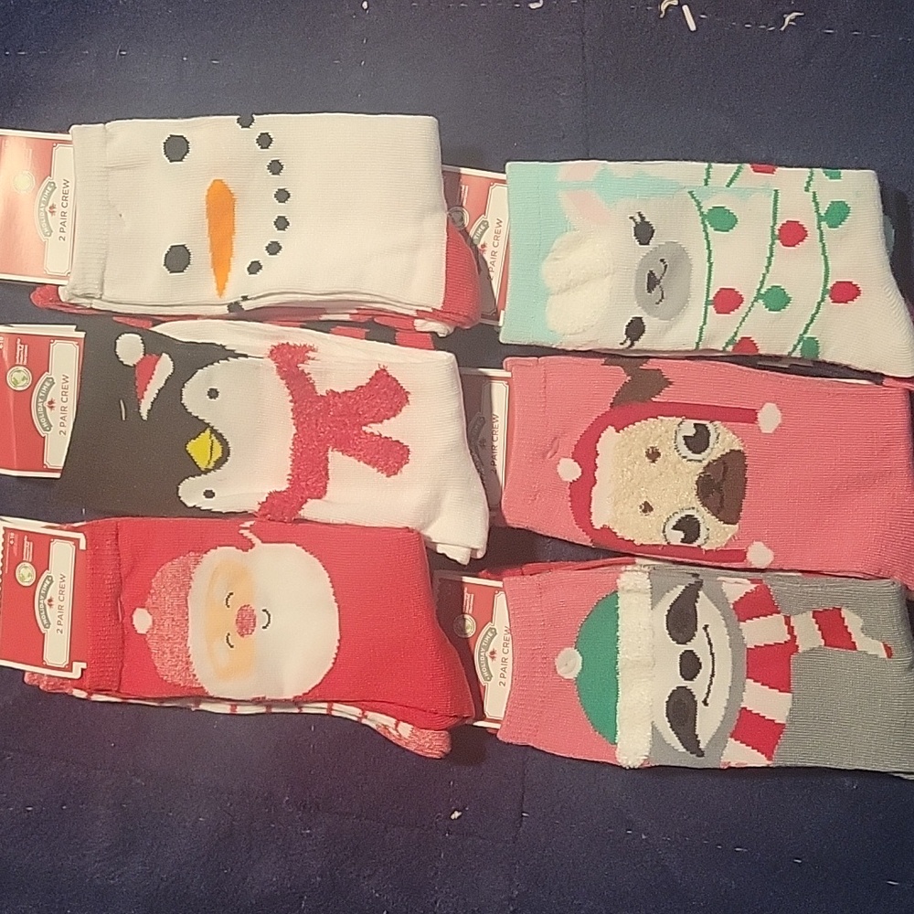6 pks of 2 Pr holiday Socks